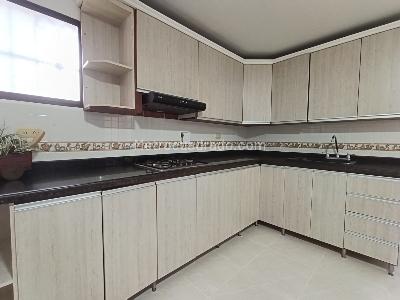 Casa de 3 alcobas en arriendo en La Palma, Medellín, 257 m² · foto 14 de 20