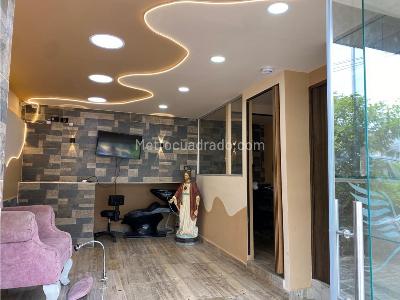 Casa de 5 alcobas en venta en Prado, Medellín, 209 m² · foto 2 de 14