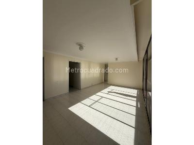 Apartamento de 3 alcobas en venta en Alejandria, Medellín, 100 m² · foto 3 de 13