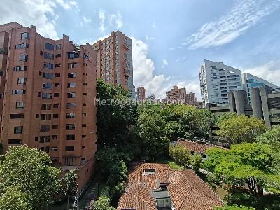 Apartamento de 3 alcobas en arriendo en La Florida El Poblado, Medellín, 151 m² · foto 3 de 16