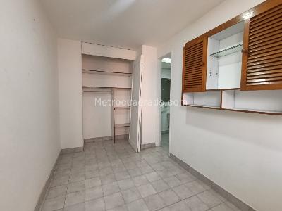 Apartamento de 3 alcobas en arriendo en La Florida El Poblado, Medellín, 151 m² · foto 7 de 16
