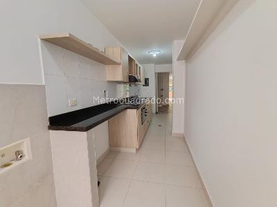 Apartamento de 4 alcobas en arriendo en Laureles Medellin, Medellín, 120 m² · foto 2 de 19