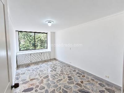 Apartamento de 4 alcobas en arriendo en Laureles Medellin, Medellín, 120 m² · foto 7 de 19
