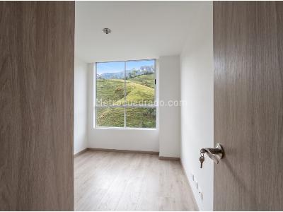 Apartamento de 3 alcobas en venta en Camino Verde, Envigado, 85 m² · foto 6 de 14