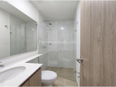 Apartamento de 3 alcobas en venta en Camino Verde, Envigado, 85 m² · foto 10 de 14