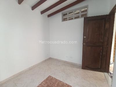 Apartamento de 2 alcobas en arriendo en Rosales, Medellín, 60 m² · foto 3 de 20