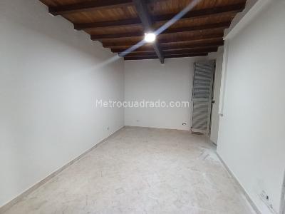 Apartamento de 2 alcobas en arriendo en Rosales, Medellín, 60 m² · foto 9 de 20