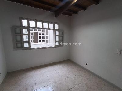 Apartamento de 2 alcobas en arriendo en Rosales, Medellín, 60 m² · foto 17 de 20