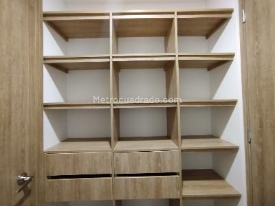 Apartamento de 1 alcoba en arriendo en El Porvenir Rio Negro, Rionegro, 54 m² · foto 10 de 11