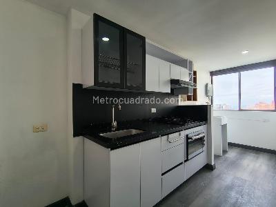 Apartamento de 3 alcobas en arriendo en San Lucas, Medellín, 81 m² · foto 4 de 13