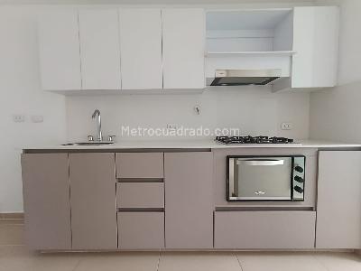 Apartamento de 2 alcobas en arriendo en El Carmelo Sabaneta, Sabaneta, 70 m² · foto 4 de 16