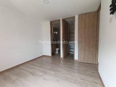 Apartamento de 2 alcobas en arriendo en El Carmelo Sabaneta, Sabaneta, 70 m² · foto 7 de 16