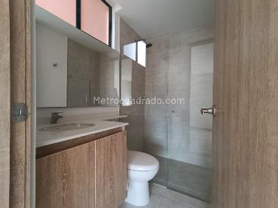 Apartamento de 2 alcobas en arriendo en El Carmelo Sabaneta, Sabaneta, 70 m² · foto 9 de 16