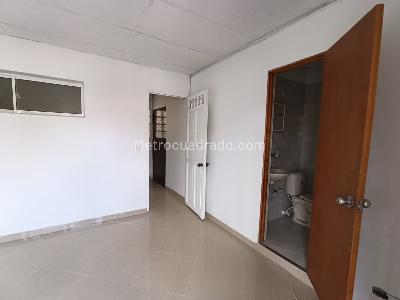 Apartamento de 3 alcobas en arriendo en Miravalle, Medellín, 95 m² · foto 7 de 20