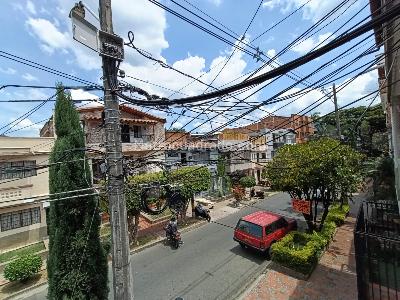 Apartamento de 3 alcobas en arriendo en Miravalle, Medellín, 95 m² · foto 13 de 20