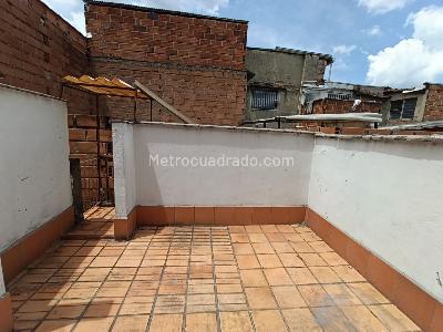 Apartamento de 3 alcobas en arriendo en Miravalle, Medellín, 95 m² · foto 19 de 20