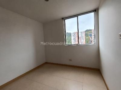 Apartamento de 3 alcobas en arriendo en Loma San Jose Sabaneta, Sabaneta, 80 m² · foto 5 de 17