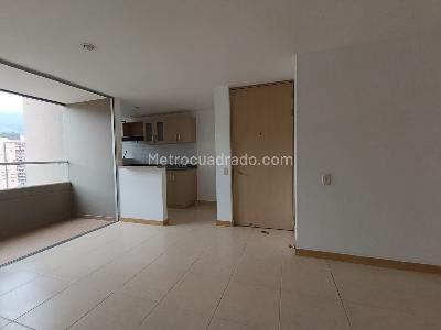 Apartamento de 3 alcobas en arriendo en Loma San Jose Sabaneta, Sabaneta, 80 m² · foto 9 de 17