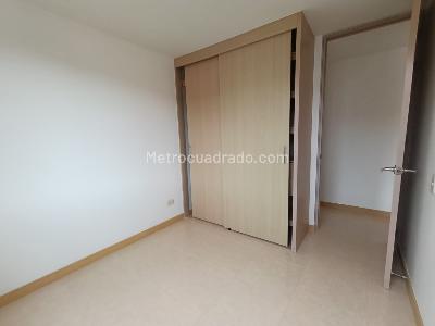 Apartamento de 3 alcobas en arriendo en Loma San Jose Sabaneta, Sabaneta, 80 m² · foto 11 de 17