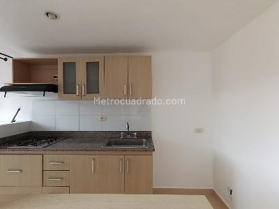 Apartamento de 3 alcobas en arriendo en Loma San Jose Sabaneta, Sabaneta, 80 m² · foto 14 de 17