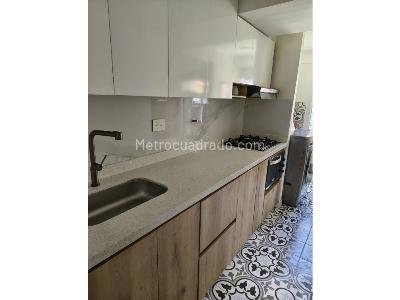 Apartamento de 3 alcobas en venta en Laureles, Medellín, 71 m² · foto 5 de 12