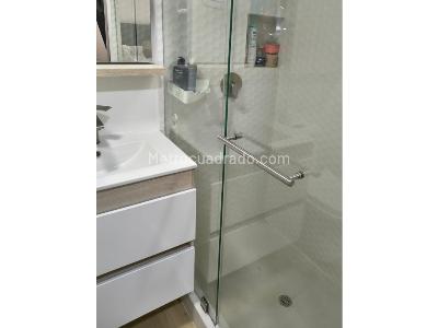Apartamento de 3 alcobas en venta en Laureles, Medellín, 71 m² · foto 11 de 12