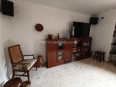 Apartamento de 3 alcobas en venta en Conquistadores, Medellín, 144 m² · foto 11 de 18