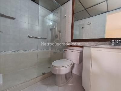 Apartamento de 4 alcobas en venta en Laureles, Medellín, 145 m² · foto 19 de 20
