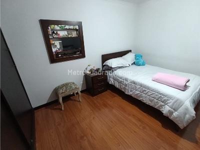 Apartamento de 3 alcobas en venta en Laureles, Medellín, 144 m² · foto 6 de 11