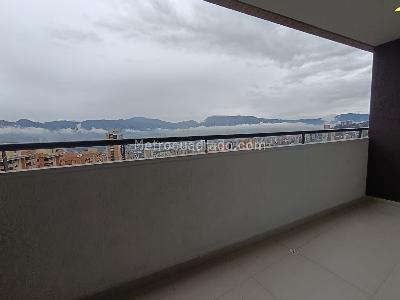 Apartamento de 3 alcobas en arriendo en La Visitacion Los Gonzalez, Medellín, 110 m² · foto 2 de 16