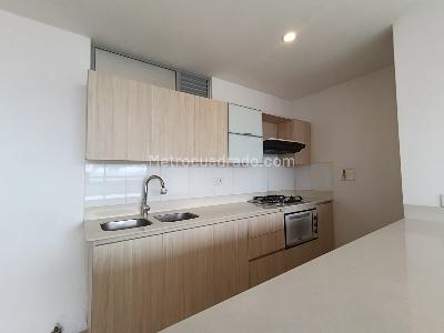 Apartamento de 3 alcobas en arriendo en La Visitacion Los Gonzalez, Medellín, 110 m² · foto 5 de 16