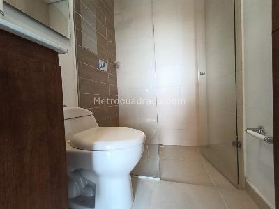 Apartamento de 3 alcobas en arriendo en La Visitacion Los Gonzalez, Medellín, 110 m² · foto 8 de 16