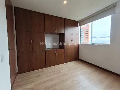 Apartamento de 3 alcobas en arriendo en La Visitacion Los Gonzalez, Medellín, 110 m² · foto 10 de 16