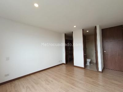 Apartamento de 3 alcobas en arriendo en La Visitacion Los Gonzalez, Medellín, 110 m² · foto 12 de 16