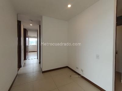 Apartamento de 3 alcobas en arriendo en La Visitacion Los Gonzalez, Medellín, 110 m² · foto 14 de 16