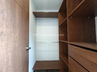 Apartamento de 3 alcobas en arriendo en La Visitacion Los Gonzalez, Medellín, 110 m² · foto 16 de 16