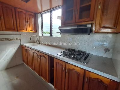 Apartamento en arriendo en La Mota, Medellín · foto 5 de 20