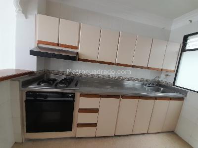 Apartamento de 2 alcobas en arriendo en San Bernardo, Medellín, 60 m² · foto 9 de 20