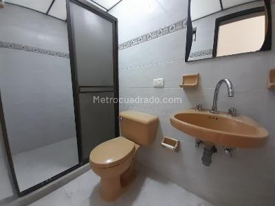 Apartamento de 2 alcobas en arriendo en San Bernardo, Medellín, 60 m² · foto 10 de 20