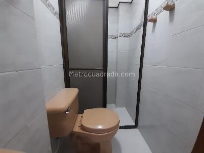 Apartamento de 2 alcobas en arriendo en San Bernardo, Medellín, 60 m² · foto 19 de 20