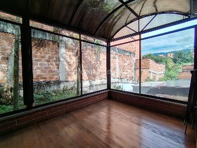 Casa de 3 alcobas en arriendo en La Frontera, Medellín, 220 m² · foto 19 de 20