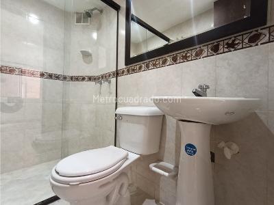 Apartamento de 2 alcobas en venta en Loreto, Medellín, 54 m² · foto 11 de 13