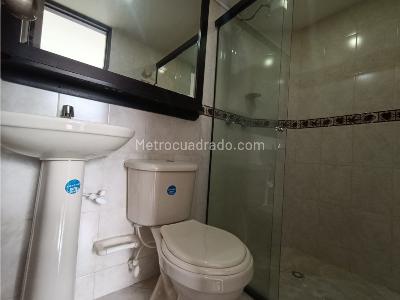 Apartamento de 2 alcobas en venta en Loreto, Medellín, 54 m² · foto 12 de 13
