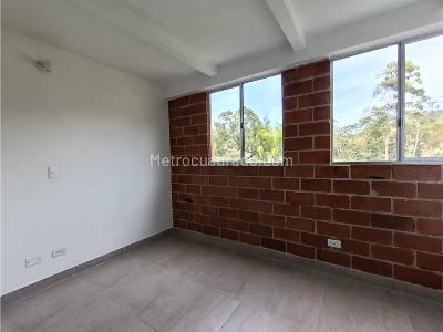 Apartamento de 2 alcobas en venta en Loma De San Jose, Sabaneta, 59 m² · foto 8 de 12