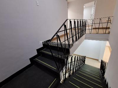 Casa de 5 alcobas en arriendo en Laureles Medellin, Medellín, 420 m² · foto 13 de 20