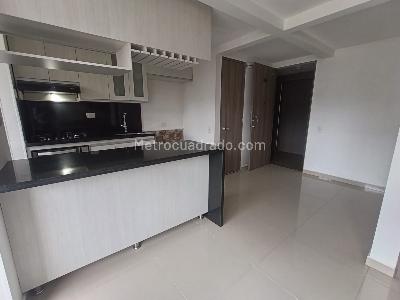 Apartamento de 2 alcobas en arriendo en San German, Medellín, 50 m² · foto 2 de 20
