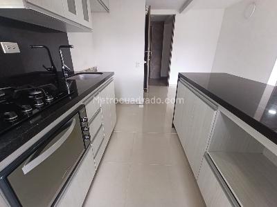 Apartamento de 2 alcobas en arriendo en San German, Medellín, 50 m² · foto 4 de 20