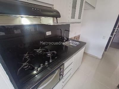 Apartamento de 2 alcobas en arriendo en San German, Medellín, 50 m² · foto 5 de 20