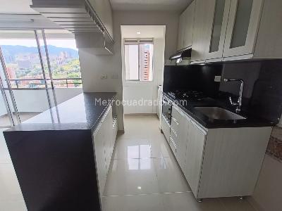 Apartamento de 2 alcobas en arriendo en San German, Medellín, 50 m² · foto 6 de 20