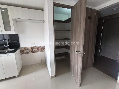 Apartamento de 2 alcobas en arriendo en San German, Medellín, 50 m² · foto 7 de 20